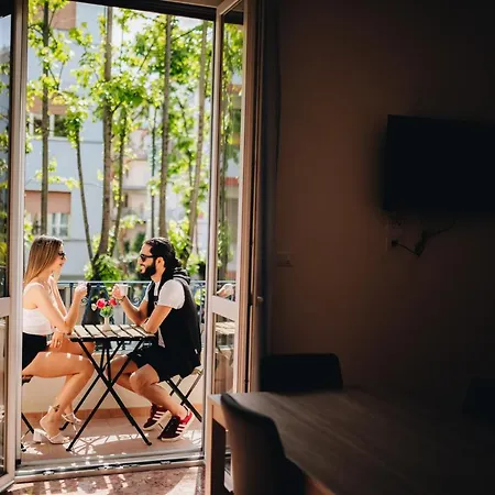 The Nest - - Bed & Breakfast 3*