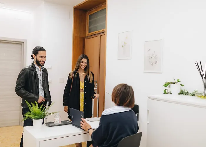 The Nest - - Bed & Breakfast Pescara