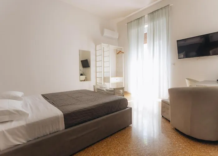 Bed & Breakfast The Nest - - 4*